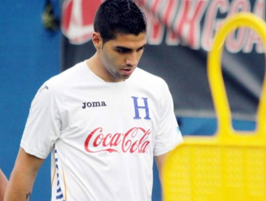 Nacido en España pero con padre hondureño, Jona Mejía durante mucho tiempo expresó su deseo de jugar con la selección nacional de Honduras y pudo concretarlo.