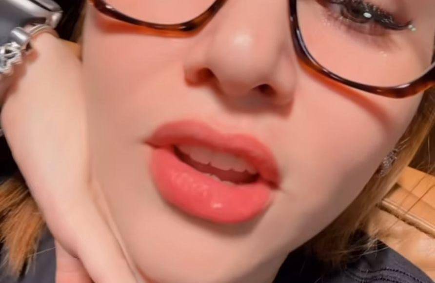 ”Estoy muy nerviosa”, dijo mientras se mostraba en el Aeropuerto Internacional de Palmerola. 