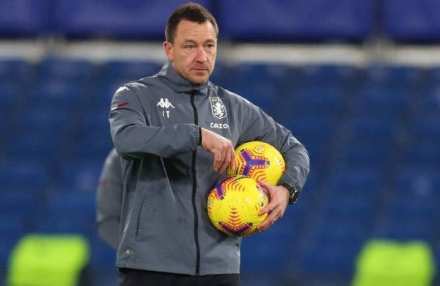 John Terry, excapitán del Chelsea y de la selección inglesa, decidió dejar su cargo de segundo entrenador en el Aston Villa para convertirse en entrenador principal en otro club. Foto AFP-.