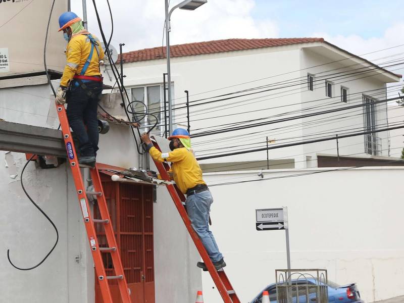 Foto de archivo de cortes de energía eléctrica.