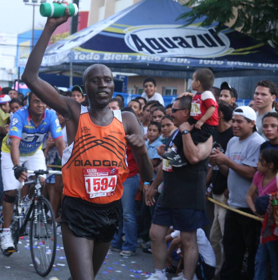 Moses Saina fue el primer africano en conquistar la Maratón Internacional de Diario LA PRENSA en 2008.