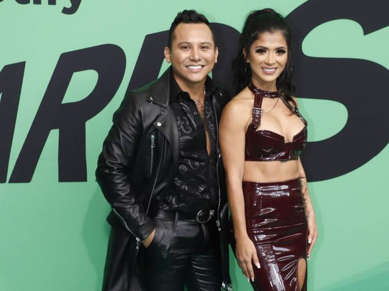 Edwin Luna y Kimberly Flores decidieron continuar con su matrimonio.