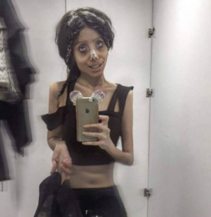 Agregó que Khishvand, quien era menor de edad cuando se cometieron los 'crímenes', no había sido elegible para la liberación temporal en la crisis del COVID-19 porque su caso aún se estaba procesando.