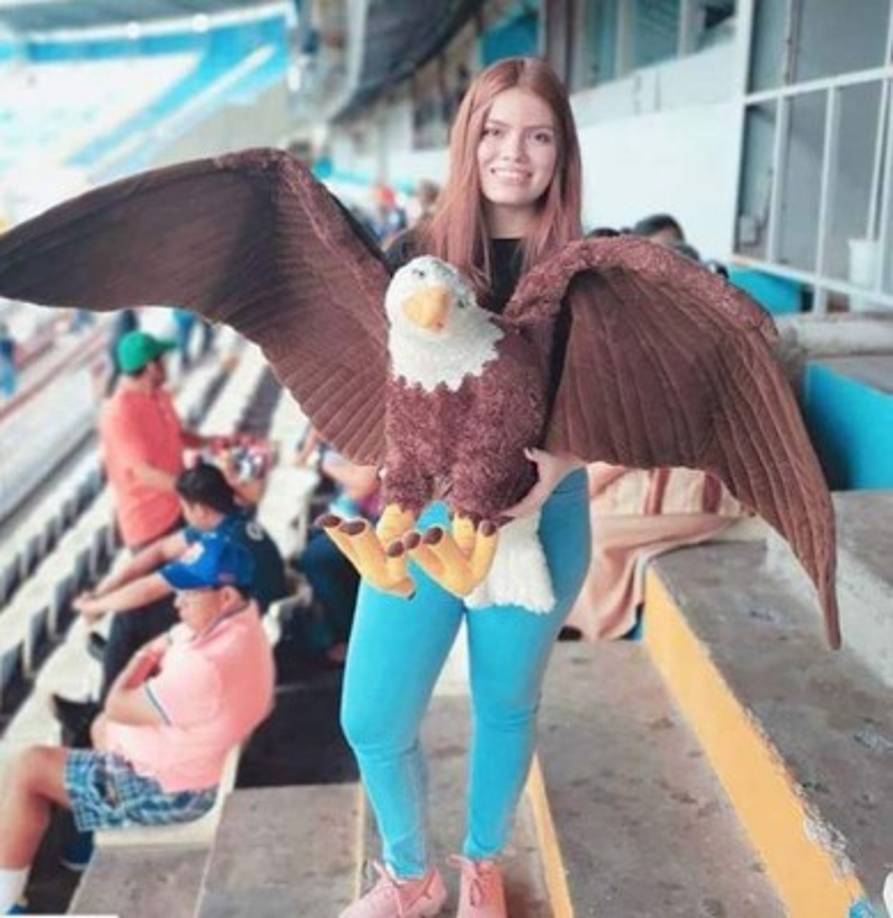 Iving Bruni es la novia del defensor Denil Maldonado del Motagua