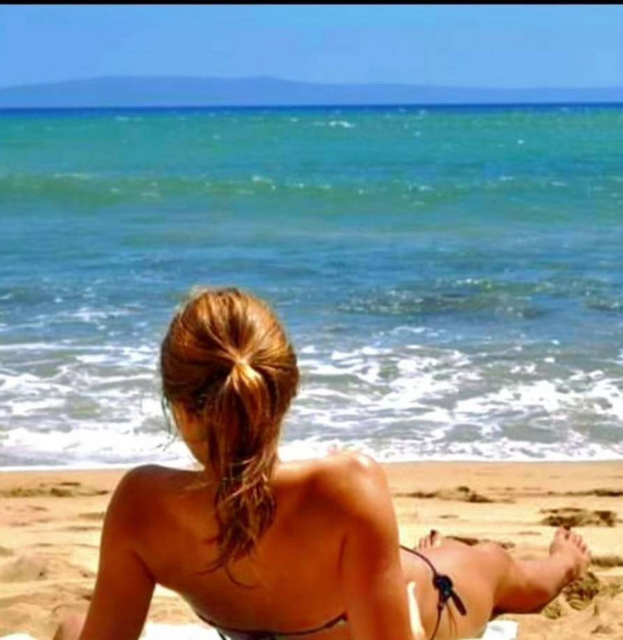 La actriz Anette Young fue una de las 15 famosas a las que mandó el mismo mensaje el futbolista John Arne Riise.