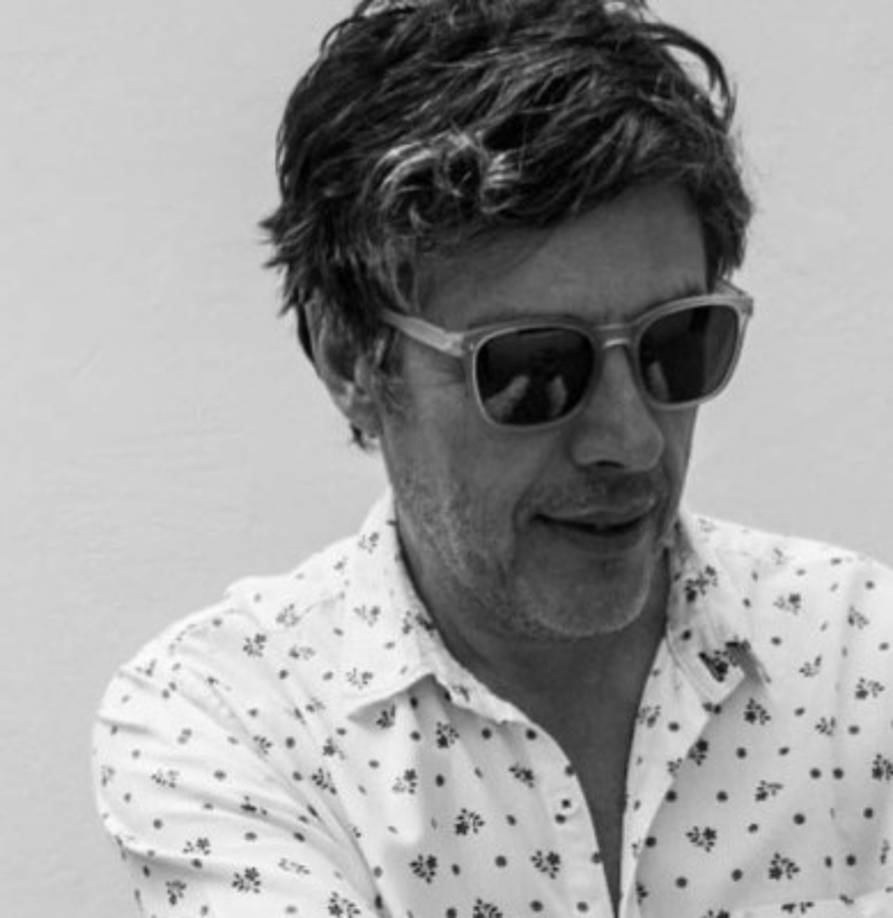 Sus fans siempre le dejan mensajes en las fotos sobre su personaje de Nicolás Mora.