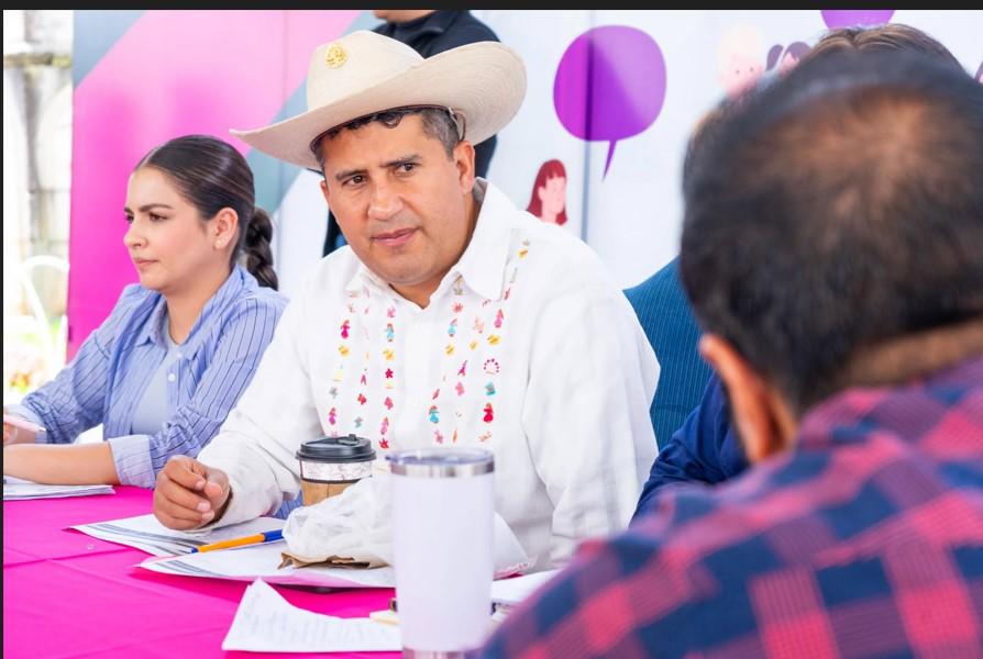 ¿Quién era Carlos Manzo Rodríguez, el alcalde al que llamaban el Bukele mexicano?