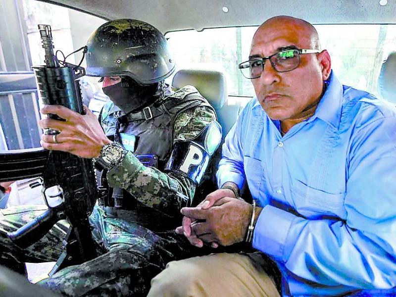 <b>Rodimiro Arita es acusado de lavado de activos y violación a los deberes de los funcionarios.</b>