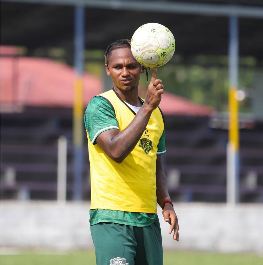 Georgie Welcome sigue jugando al fútbol en el Oro Verde de la Liga de Ascenso de Honduras.