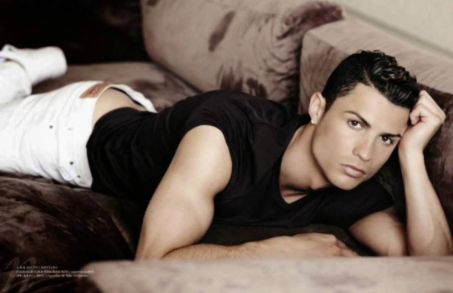 Cristiano Ronaldo se manifestó a favor del matrimonio entre personas del mismo sexo en una entrevista realizada por el diario Publico de Portugal.