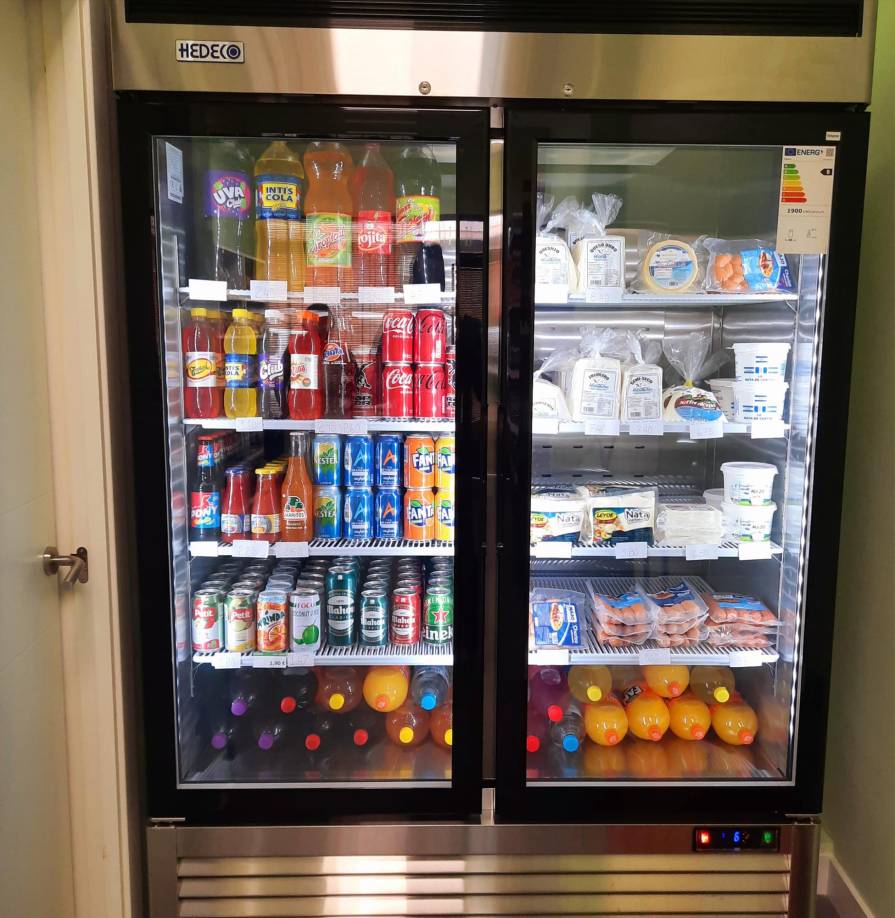 Mediante sus redes sociales, nuestro compatriota anunció la apertura del pequeño local. 