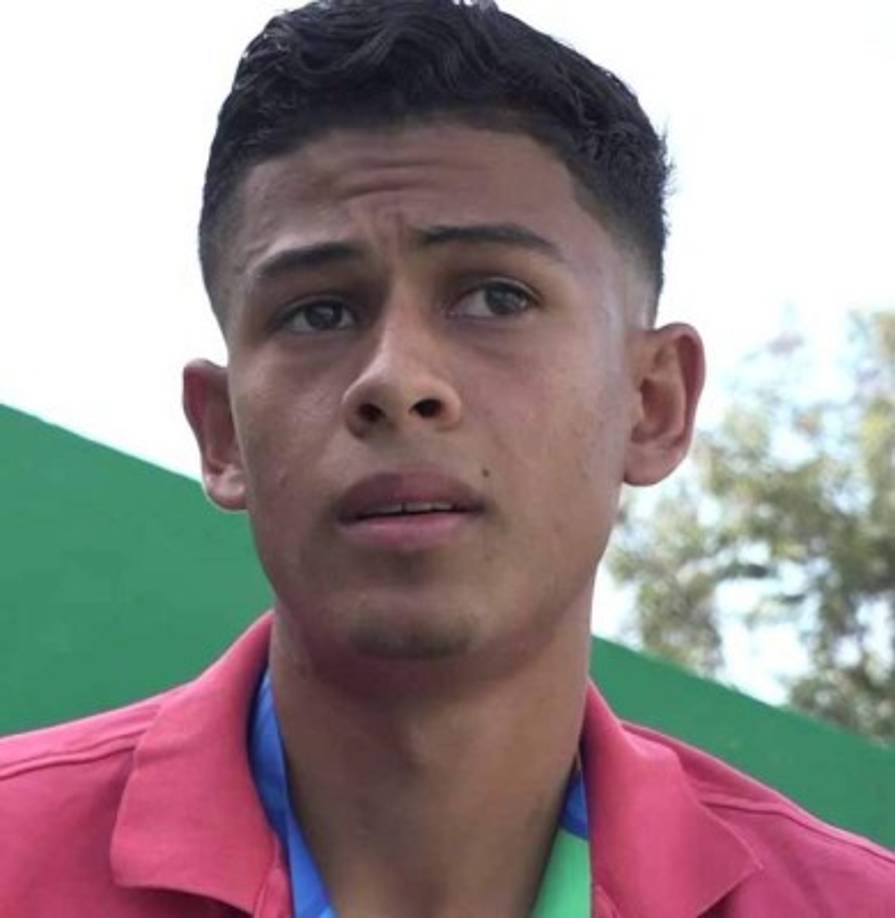 Cristian Cálix: El mediocampista hondureño viajó a Costa Rica donde está tramitando su visa de trabajo para poder unirse al Real Monarchs de la USL.