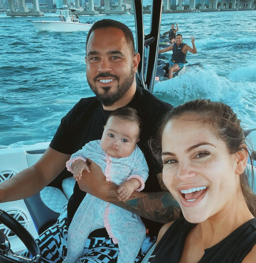 La artista lanzó recientemente el disco <i>Nasty singles</i>, una serie de nuevas canciones muy personales. “Es el proceso de todo lo que yo he vivido en este último año y medio, los sube y baja que he tenido que experimentar. Aquí están todos los sentimientos”.