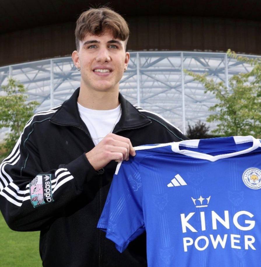 Cesare Casadei se convierte en nuevo elemento del Leicester City de la Premier League. Llega cedido del Chelsea.