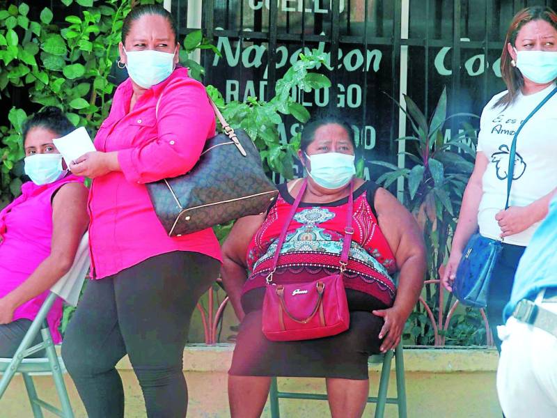 Después de estas fiestas navideñas se espera un mayor repunte de casos de covid-19.