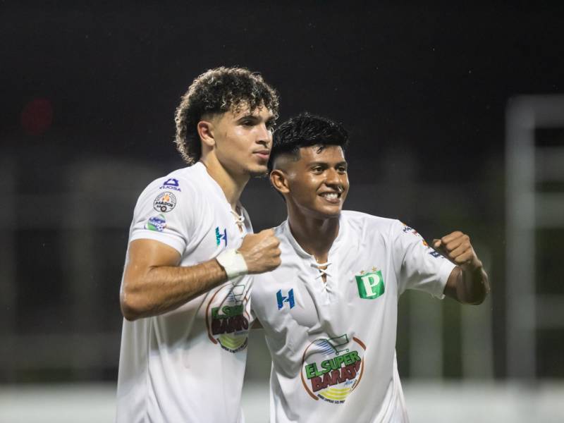 Puerto y Urbina fueron los anotadores de la remontada del Platense.