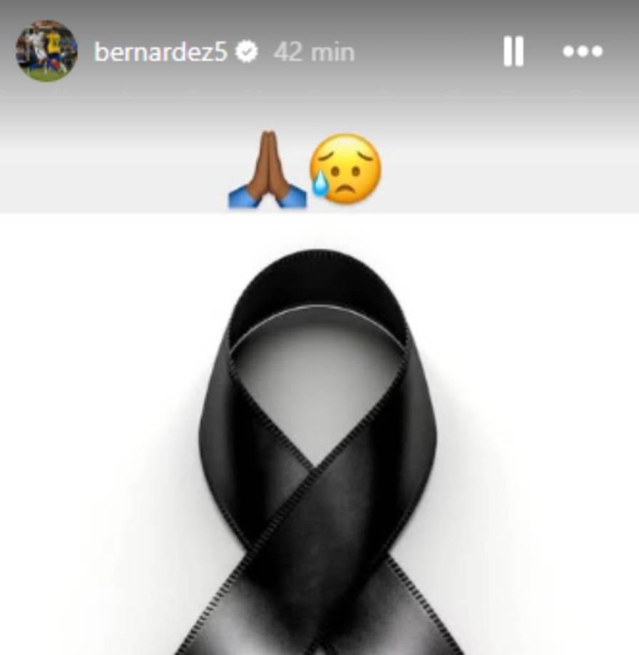 Muma Bernárdez, primo de Ricardo, en su cuenta oficial de Instagram lamentó la tragedia. 