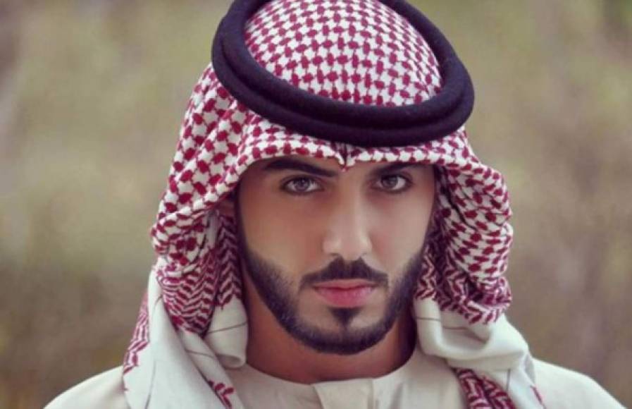 Desde entonces, Omar Borkan recibió el título y es conocido como 'el hombre más guapo del mundo'.