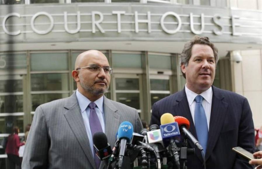 Jeffrey Lichtman Attorney for for Joaquin 'El Chapo' Guzman speaks to members of the media after a verdict was announced at the trial on February 12, 2019 in Brooklyn, New York. - Mexican mobster Joaquin 'El Chapo' Guzman was found guilty Tuesday by a New York jury of crimes spanning a quarter of a century as head of one of the world's most powerful drugs gangs. The 61-year-old former head of the Sinaloa cartel -- famed for his brazen escapes from Mexican prisons -- faces a possible life sentence after being convicted of smuggling tons of cocaine, heroin, methamphetamine and marijuana into the United States.He was also found guilty of money laundering and illegal weapons possession charges. (Photo by KENA BETANCUR / AFP) (Photo credit should read KENA BETANCUR/AFP/Getty Images)