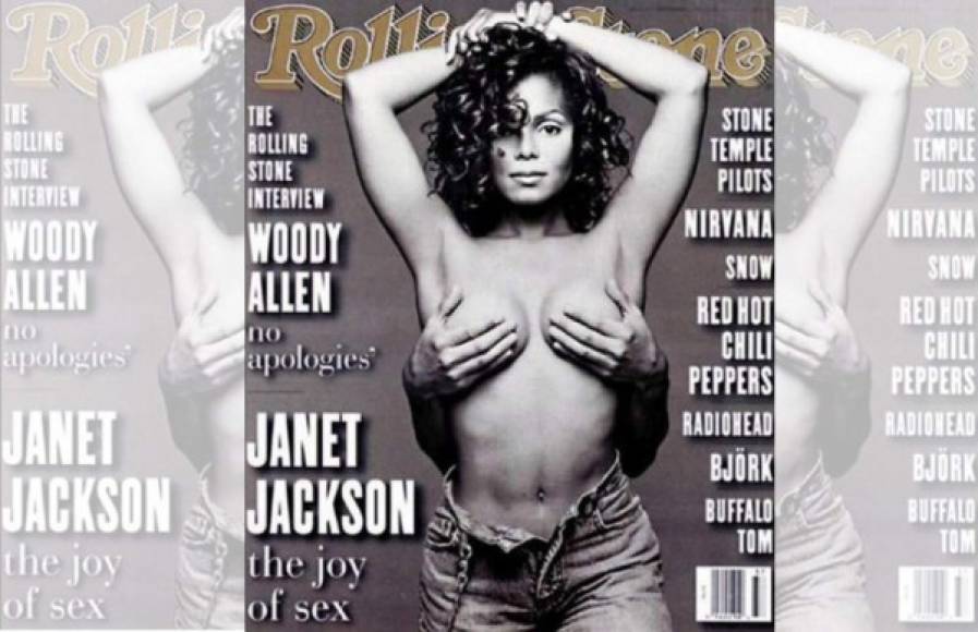 Janet Jackson cubriendo sus pechos con manos ajenas.