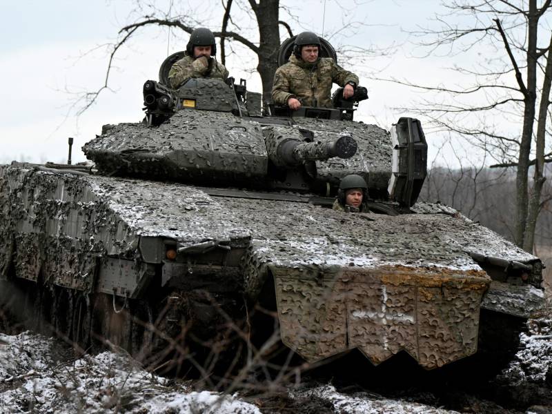 Tropas ucranianas buscan reconquistar la ciudad de Bajmut, tomada por Rusia. /AFP.