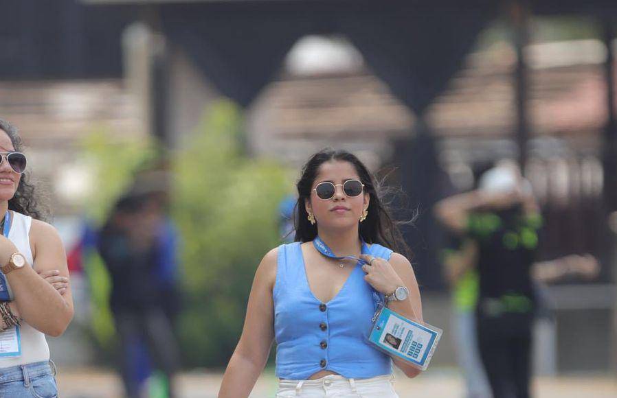 Derroche de belleza en Juticalpa para disfrutar del partido entre el Olancho FC y Génesis. 