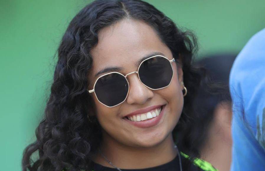 Las bellas chicas se hicieron presentes en el Estadio Juan Ramón Brevé para disfrutar del duelo. 