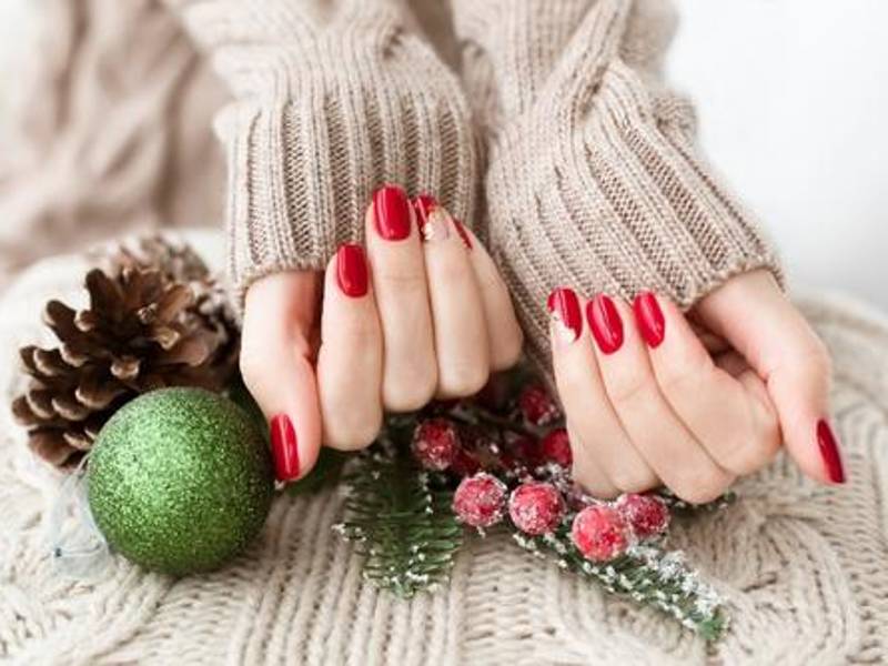 El rojo es un tono imprescindible en cualquier temporada, pero en Navidad adquiere un protagonismo especial.