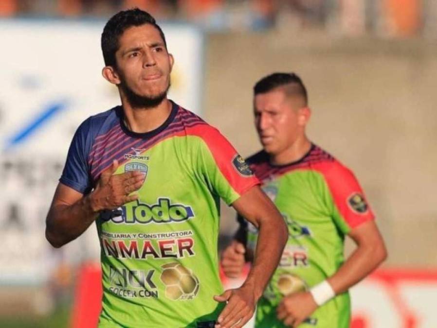 Juan Ramón Mejía: Delantero que ha sido sensación en la presente campaña ya que es el goleador del torneo. Finaliza su contrato con Real de Minas.