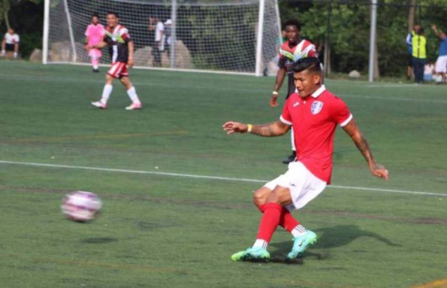 Iván López: El delantero del Motagua también estuvo jugando en el torneo burocrático.