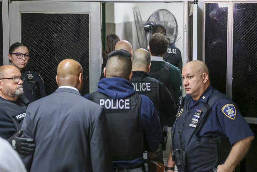 Luigi Mangione vuelve a tribunal de Nueva York con un chaleco antibalas