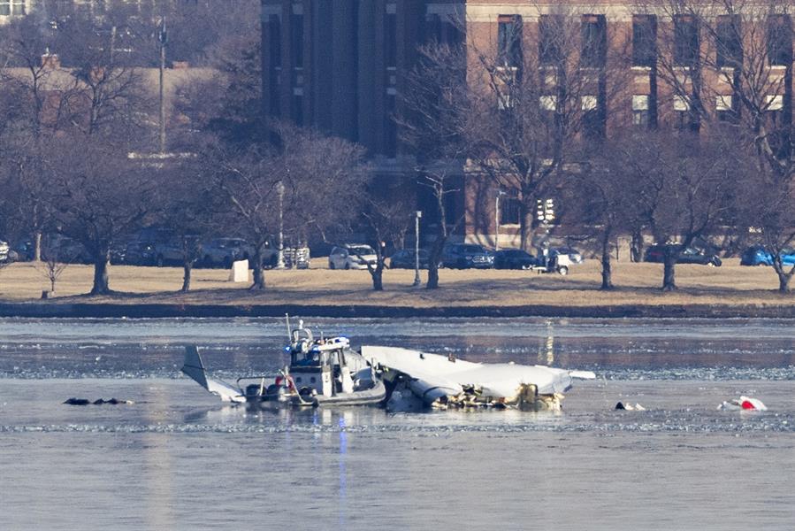 En 30 días darán conclusiones del accidente aéreo en Washington