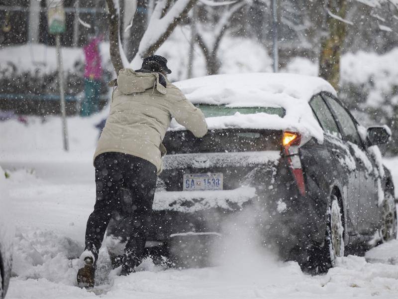 Al menos una persona murió por el temporal en Estados Unidos.