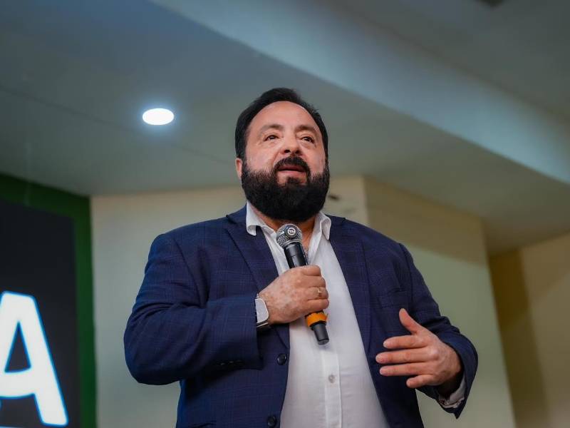 Luis Redondo, presidente del Congreso Nacional, durante un evento oficial.