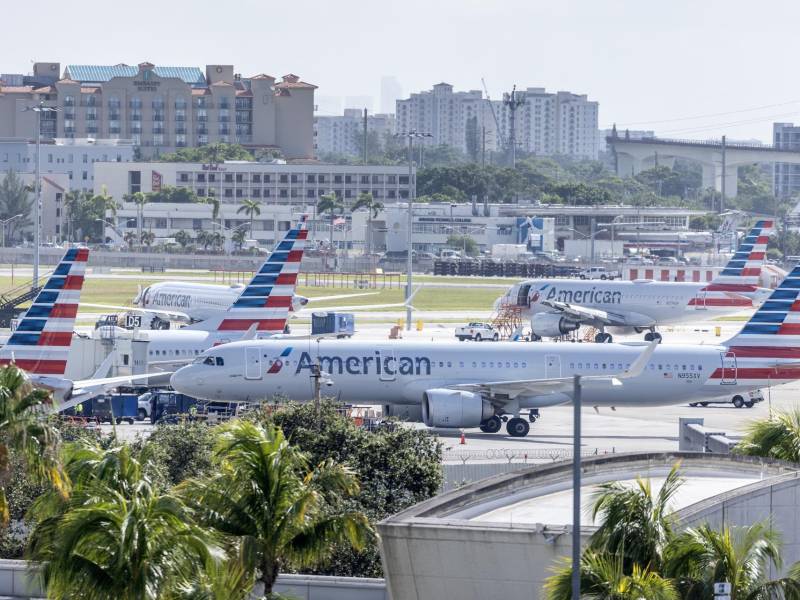 La interrupción del servicio se produjo en plenas fiestas navideñas y en un día en el que la aerolínea tiene previsto realizar más de 3.300 vuelos nacionales.