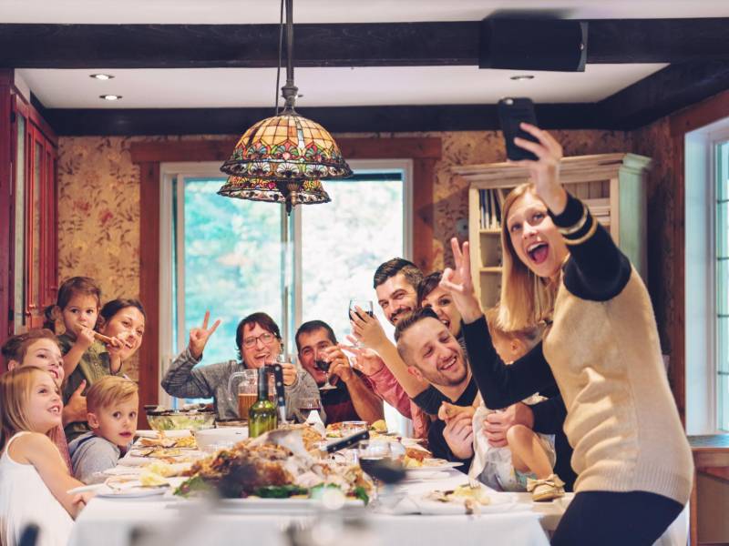 Reunión. Deguste con sus seres queridos en buen ambiente