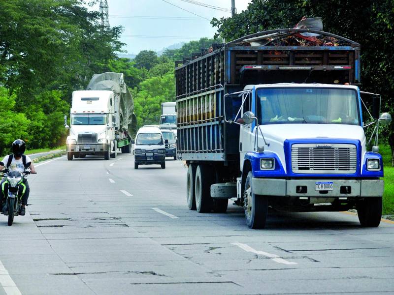 El segundo anillo de SPS se construyó para dar alivio vial a la ciudad, pero ya no cumple su objetivo.