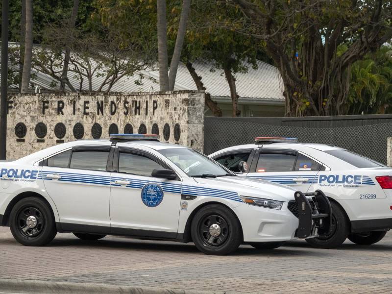 Varios videos publicados hoy muestran cómo el pánico se apoderó de la gente, que empezó a correr en todas las direcciones.