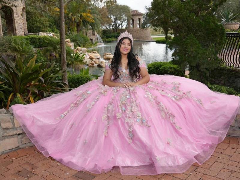 Jade Rodríguez Paz, de 15 años, desapareció el 30 de marzo en Florida; su familia teme por su seguridad y solicita ayuda de la comunidad.