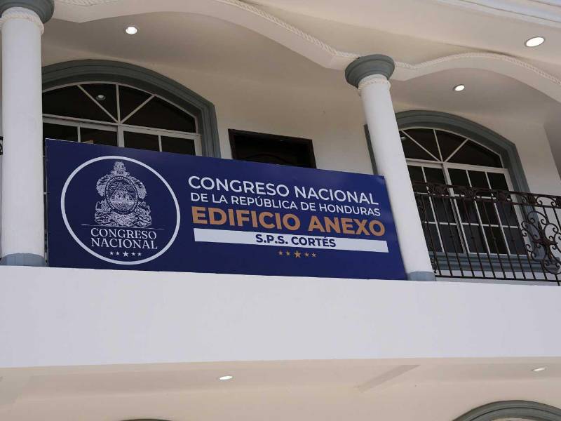 Oficina de Atención del Congreso Nacional en San Pedro Sula.