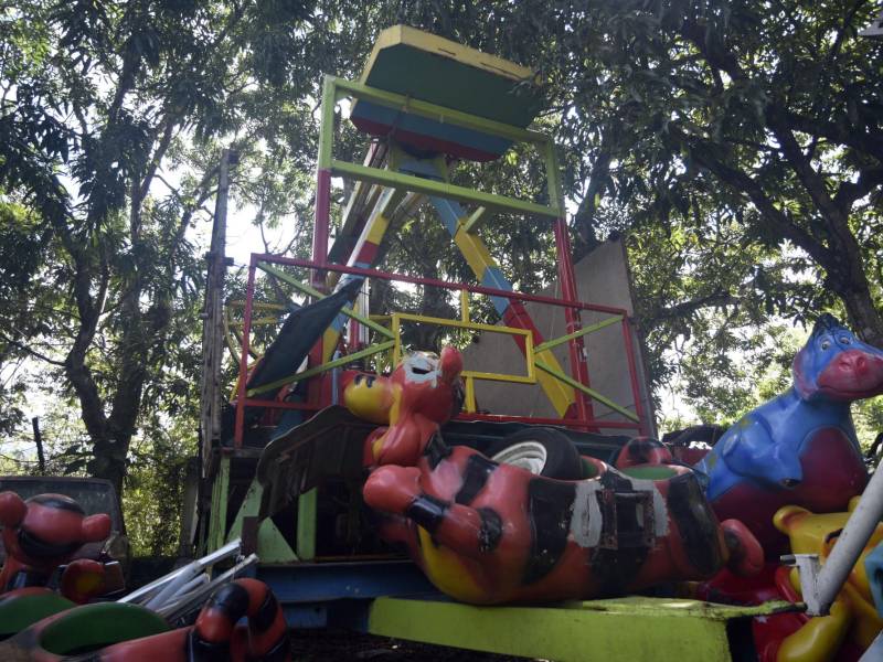 A tres meses de la muerte de Britany Fernández Orellana al caer de un juego mecánico en Chinda, las autoridades del Ministerio Público no concluyen con las indagaciones para determinar si el hecho fue un accidente o un homicidio eventual.