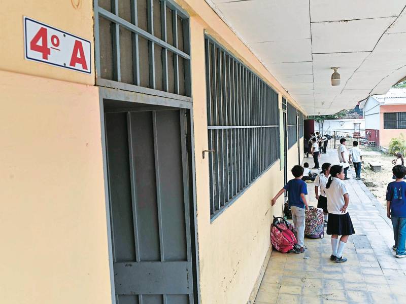 <b><span class=mln_uppercase_mln>Población.</span></b> Los alumnos de cuarto, sexto y noveno grado fueron los elegidos para ser sometidos a estas pruebas.<span class=mln_uppercase_mln> foto: Héctor Edú</span>