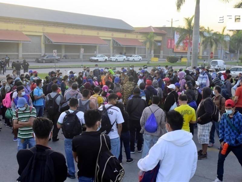 El pasado 15 de enero, una caravana de migrantes hondureños salió desde San Pedro Sula con rumbo hacia Estados Unidos. Fotografía: EFE
