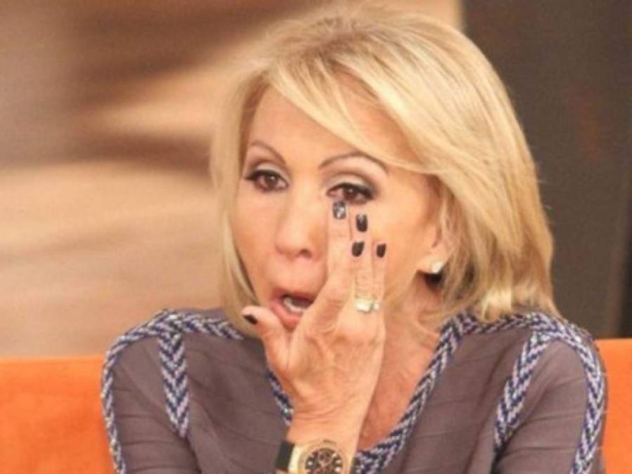 Fuertes críticas le han llovido a la presentadora Laura Bozzo luego de publicar nuevas imágenes en traje de baño.<br/><br/>Para muchos la presentadora peruana (67) quiso presumir un posible aumento de busto.