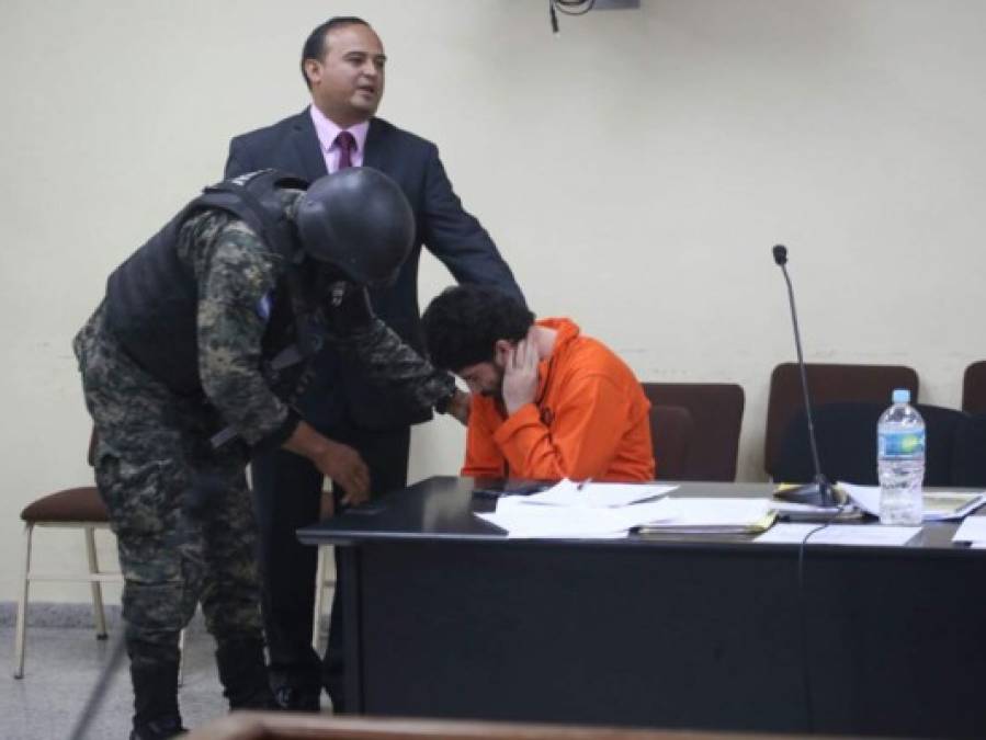 Plutarco Ruíz hoy en el Tribunal de Sentencia de Tegucigalpa.