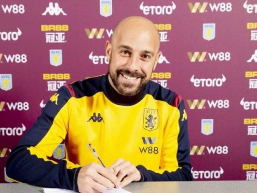 <br/>Pepe Reina: El portero español deja al AC Milan y es nuevo jugador del Aston Villa de la Premier League de Inglaterra. Llega cedido a préstamo y cuenta con 37 años de edad.