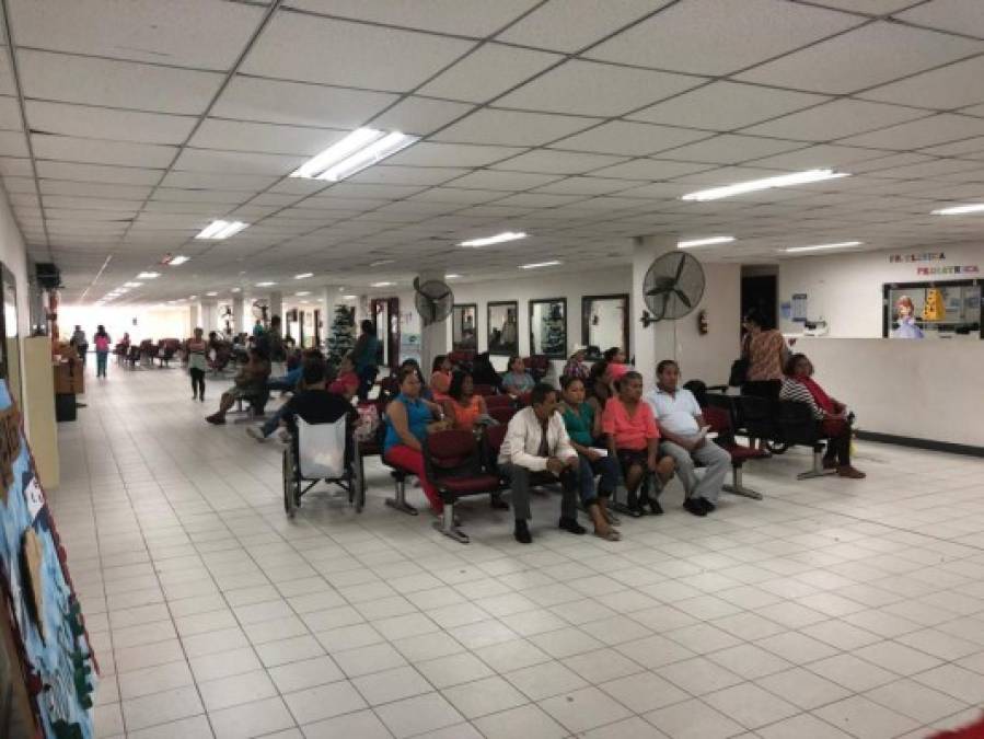 Los pacientes que llegaron a consulta externa o a citas y cirugías programadas no fueron atendidos