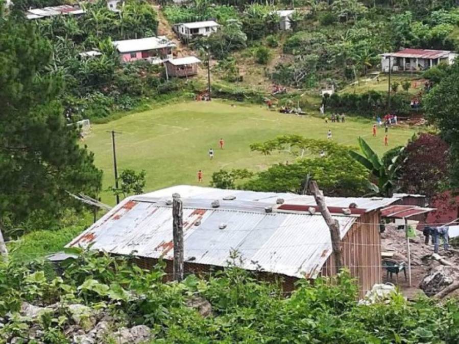 Una cancha ubicada en la aldea La Alianza en Colinas, Santa Bárbara.