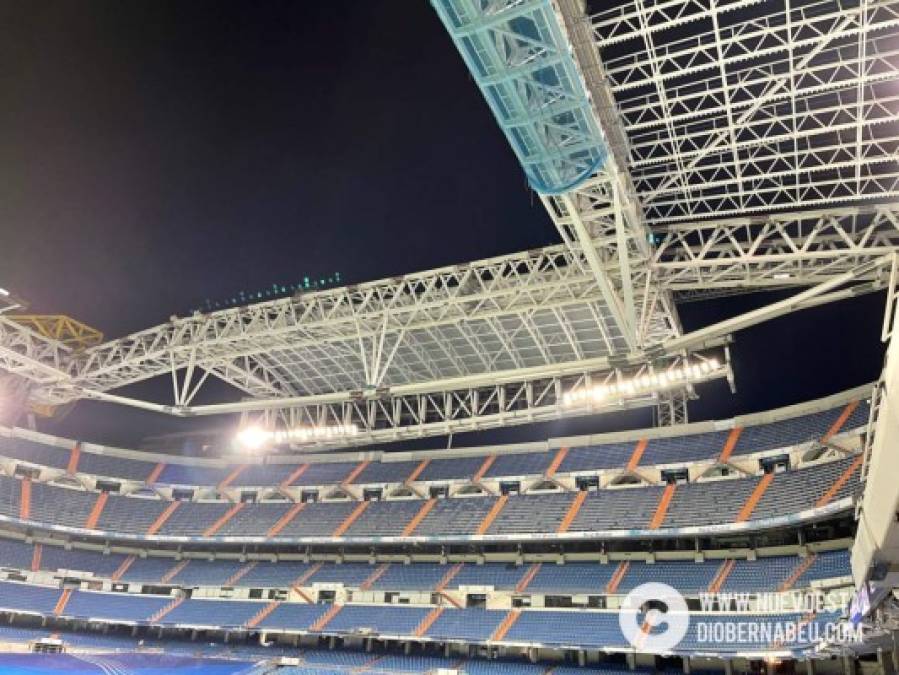 Los nuevos focos que iluminarán todo el estadio con una excelente potencia ya están perfectamente instalados.