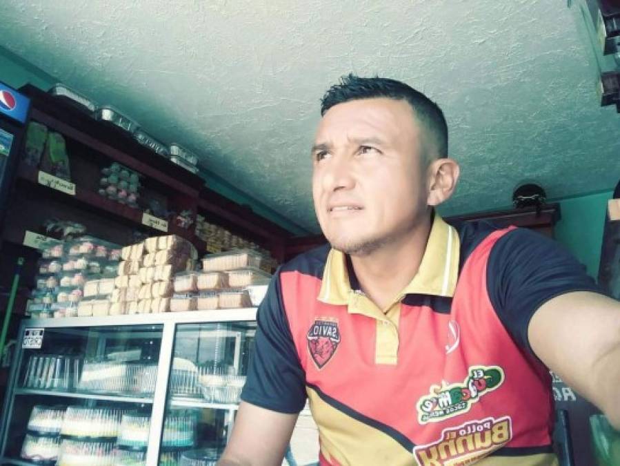 Maco Mejía: El experimentado mediocampista hondureño regresó a las canchas y volverá a jugar en el Deportes Savio de la Liga de Ascenso. En los últimos años se dedicaba a la atención de un negocio que abrió.